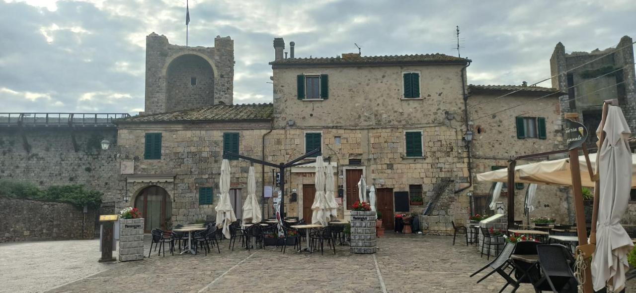 Sognare Nel Castello Monteriggioni Exterior foto