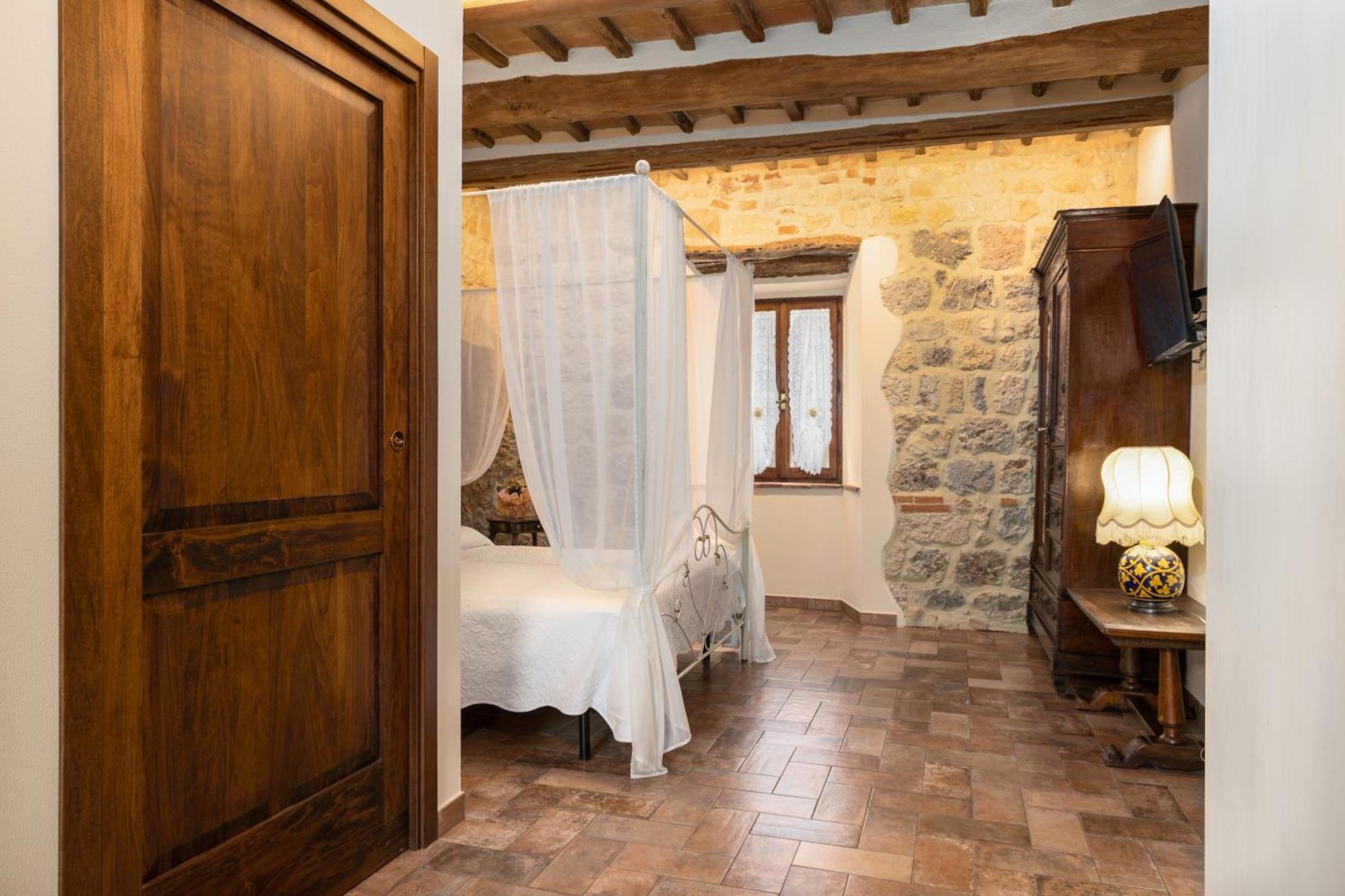 Sognare Nel Castello Monteriggioni Exterior foto
