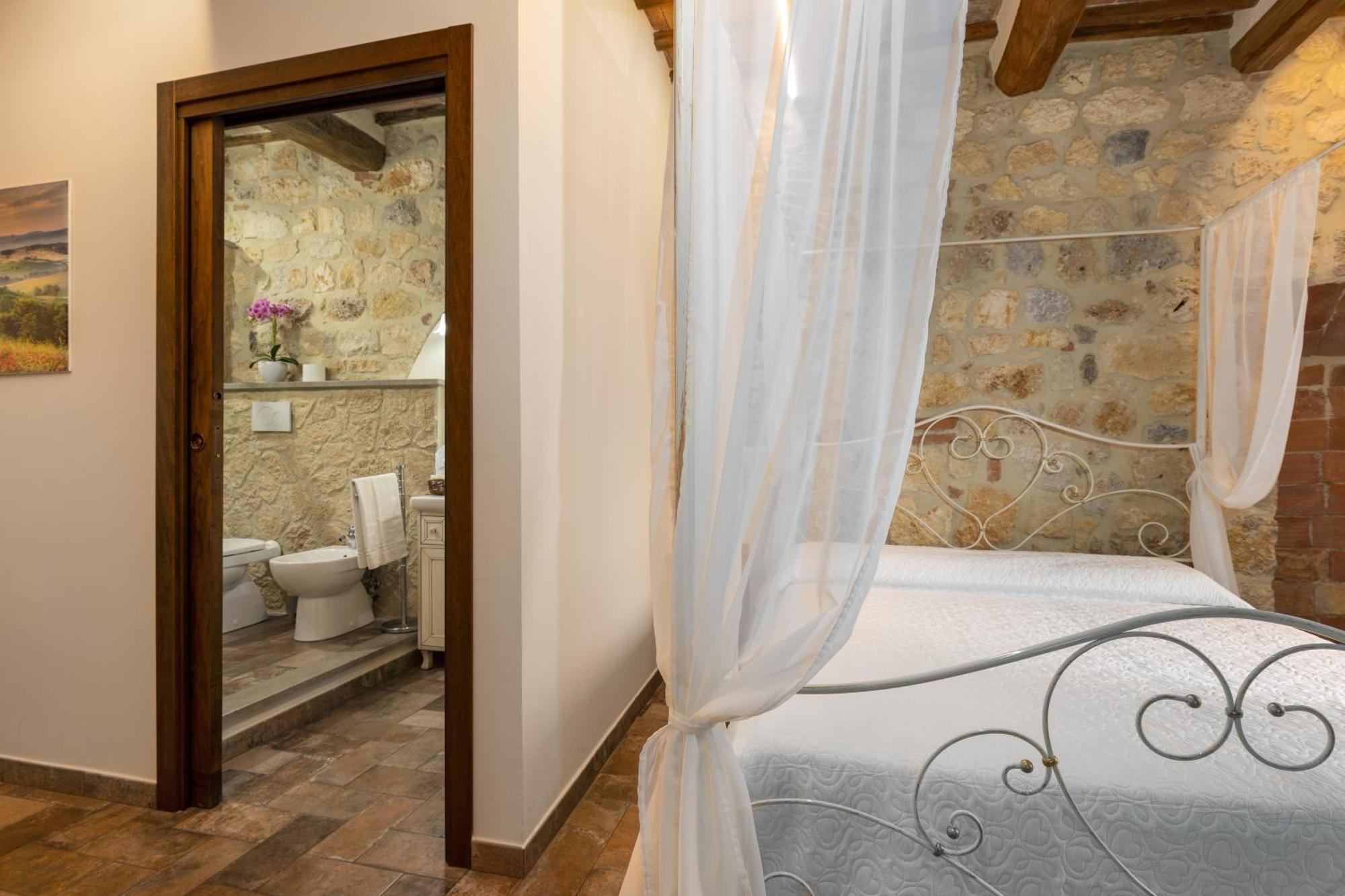 Sognare Nel Castello Monteriggioni Exterior foto